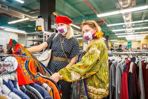 NYC Secondhand & Thrift Store Shopping Tours