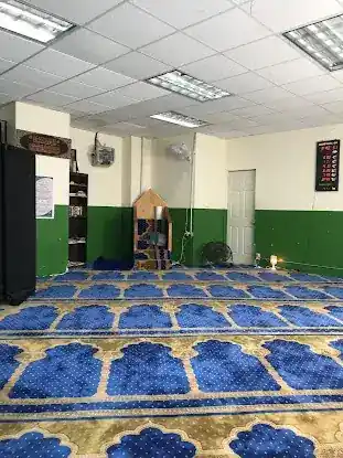 Ogden Islamic center: Masjid Daaril Bir