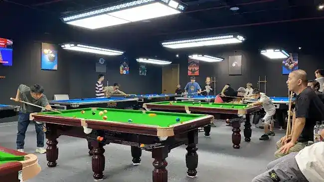 ON CUE 雷猴台球俱乐部