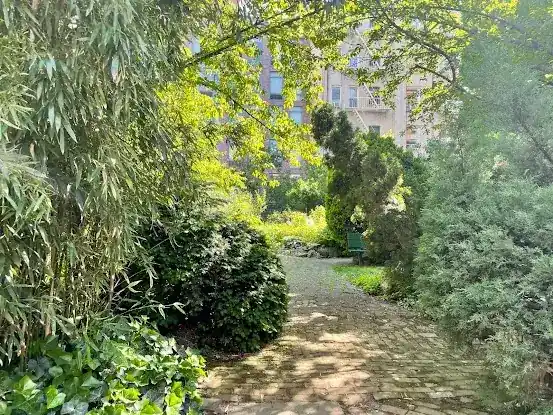 Orchard Alley