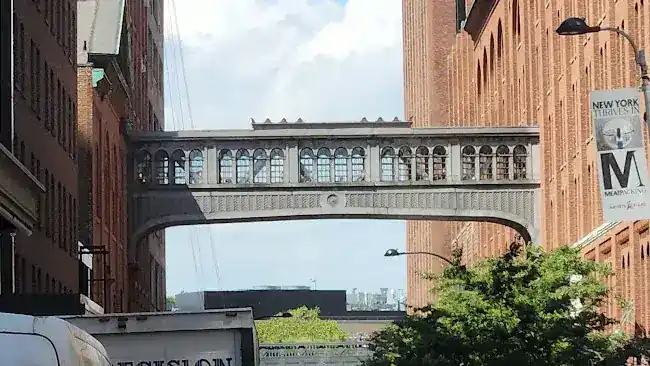 Oreo Way Skybridge