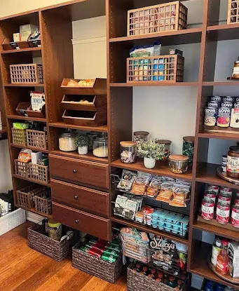 Organize with Lisa LLC - Professional Organizer