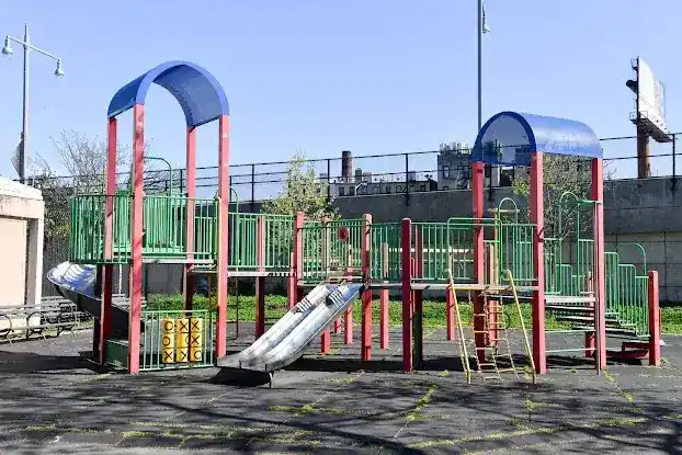 Othmar Ammann Playground