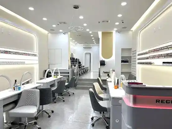 Palette Nails Studio