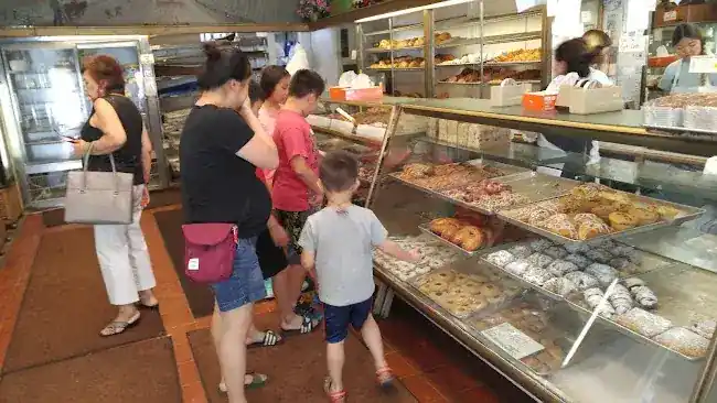 Palisades Park Bakery