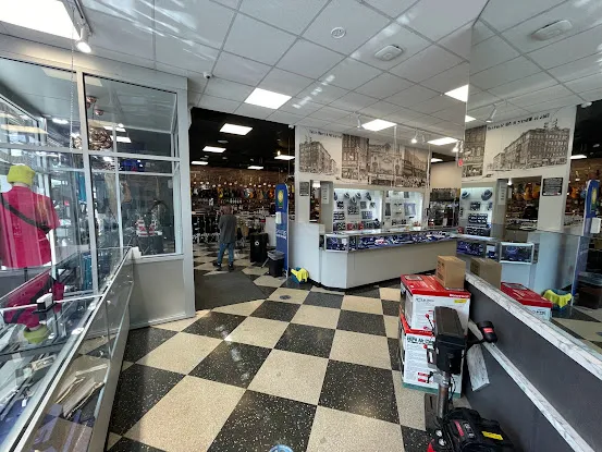 Paradise Pawnbrokers Inc