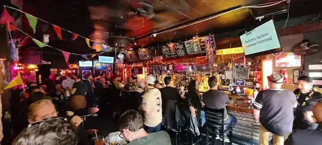 Parkside Lounge