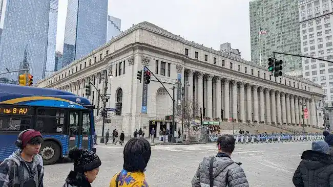 Penn Station- ATM