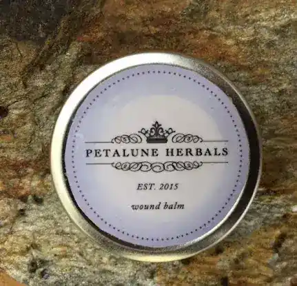Petalune Herbals