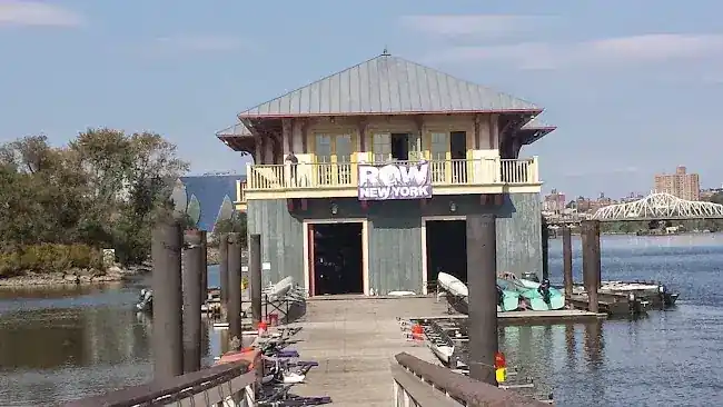Peter Jay Sharp Boathouse