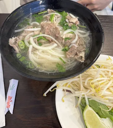 Phở Gà Vàng