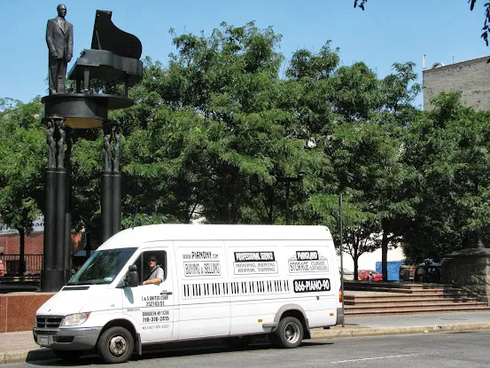 Piano Land Movers & Storage