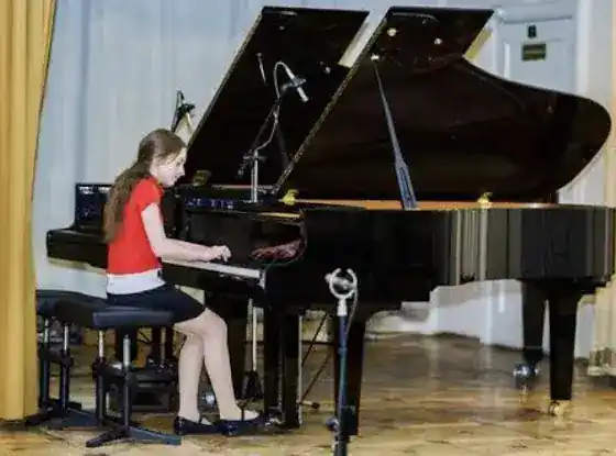 Piano Lessons NYC by Ellie
