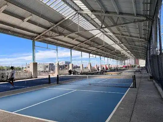 Pier 2 Pickleball Courts