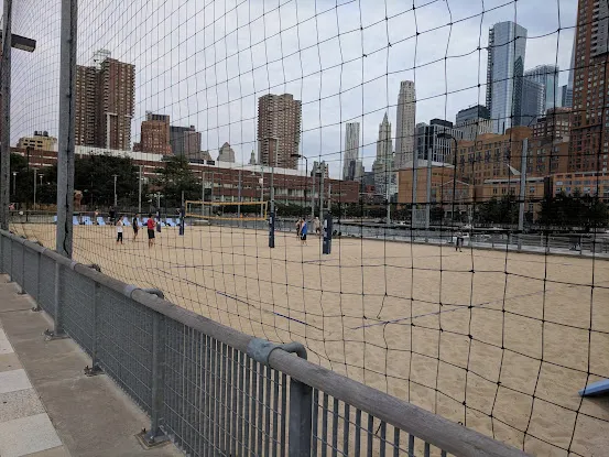 Pier 25 Beachvolleyball Courts