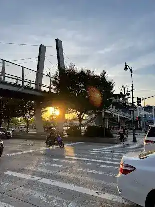 Pier 86 Pedestrian Bridge