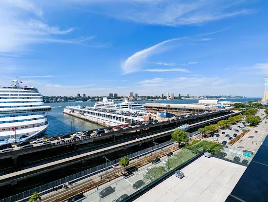 Pier 90