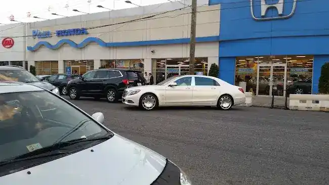 Plaza Auto Mall