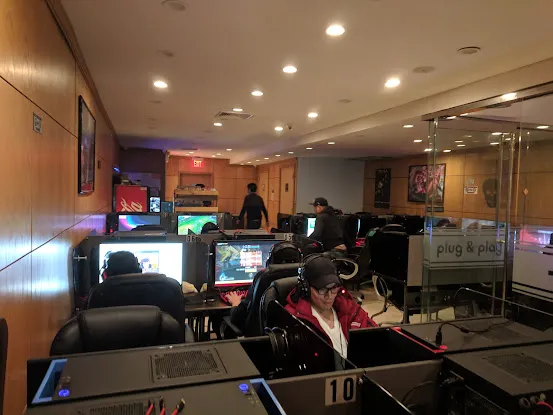 Plug and Play Gaming Cafe
