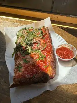 Pop's Pizza