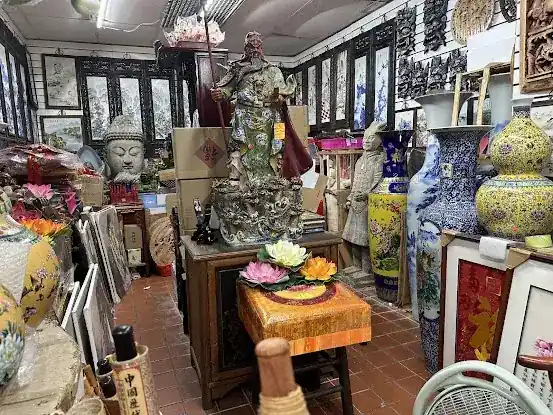 Porcelain Corner Shop
