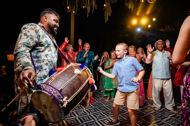 PREMIER DRUMMERS - DHOL PLAYERS