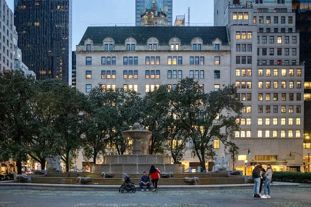 Pulitzer Fountain