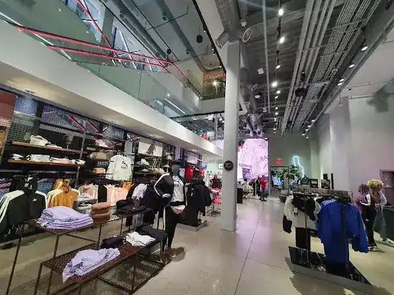 PUMA Flagship