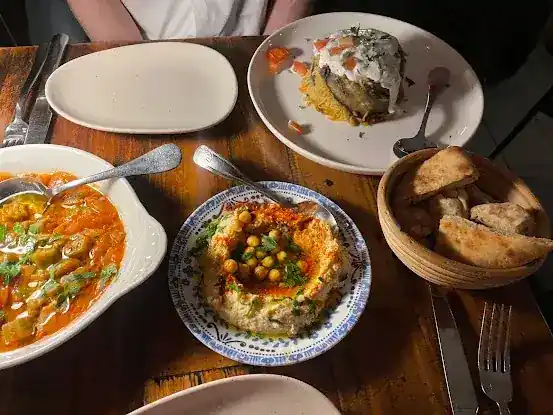 Qanoon restaurant