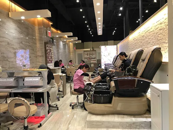QQ Nails & Spa