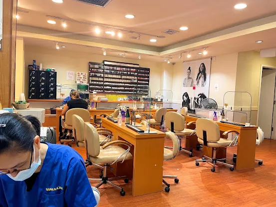 QQ Nails & Spa