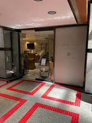 Queen Day Spa and Nail