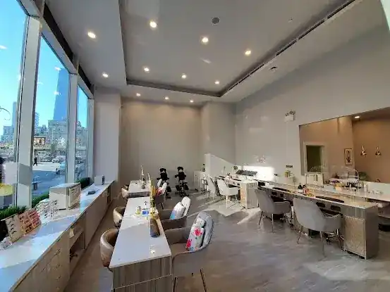 Queen of Queens Nails & Spa