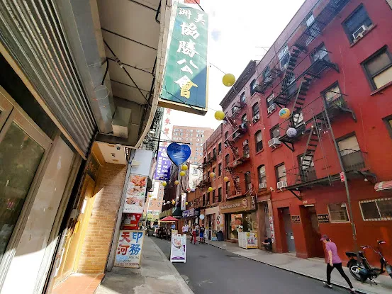 Quon Ying Club