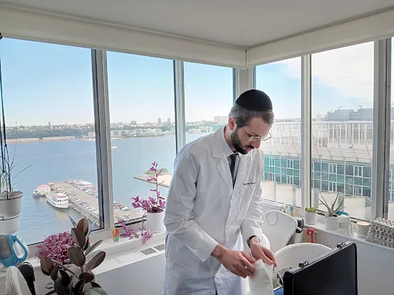 Rabbi Chesky Neumann - Certified Mohel