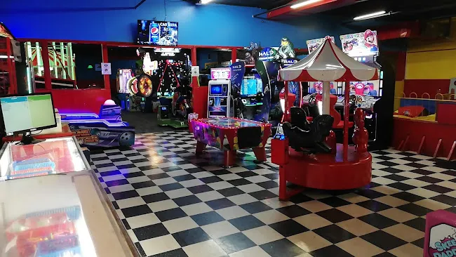 Rack N Roll Family Fun Center