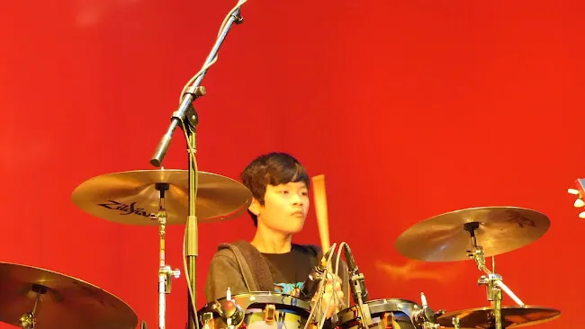 Real Brave Guitar, Piano, Drum & Vocal Lessons