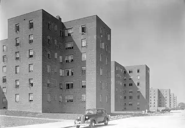 Red Hook East