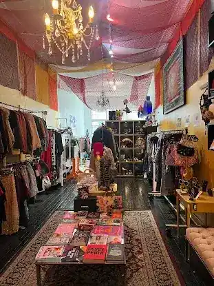 Rem & Ri Boutique
