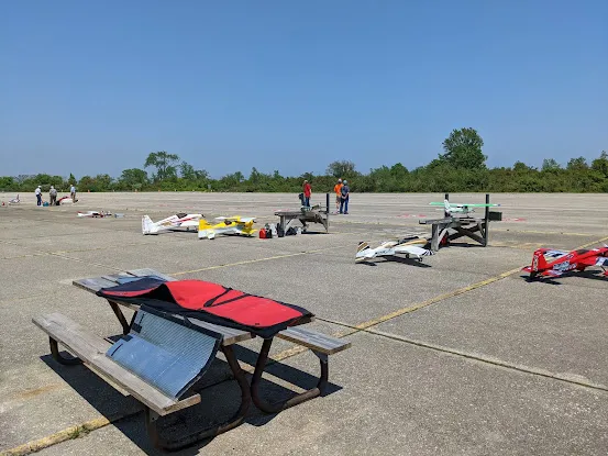 Remote Control Plane Club