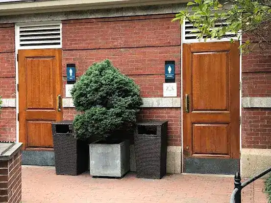 Restrooms (Tavern on the Green)