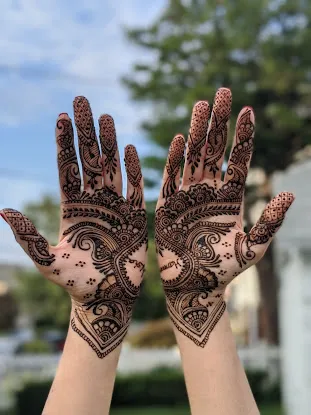 Rita Shah Mehndi Artist