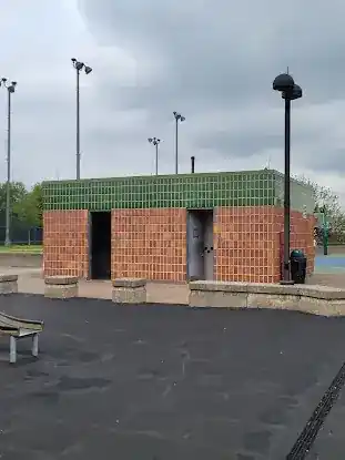 Riverbank State Park public toilet