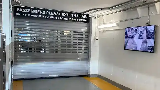 Robo-Park Garage