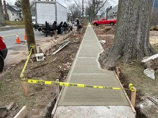 ROCA PAVING LLC