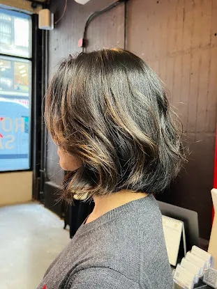 Romi Salon