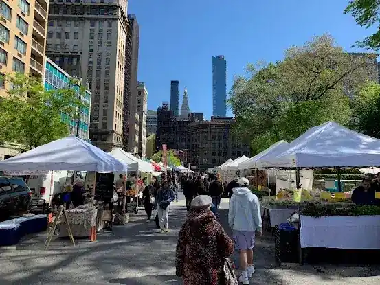 Roosevelt Island Farmers Market