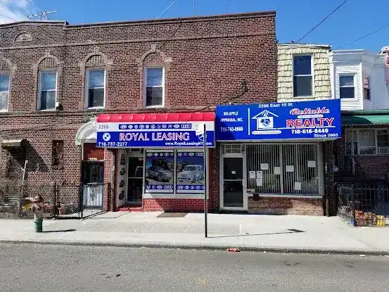 Royal Leasing