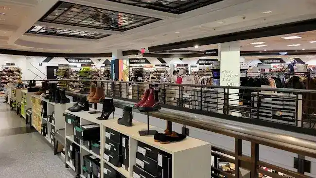 Saks OFF 5TH