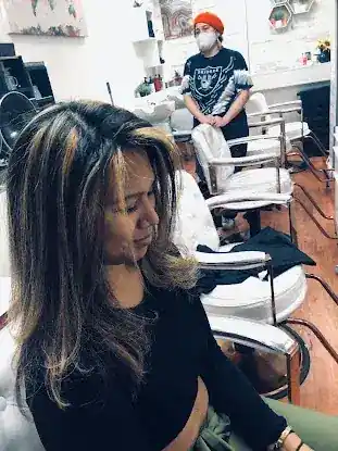 Salon East